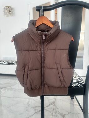 Garage Mini Puff Vest in Dark Brown
